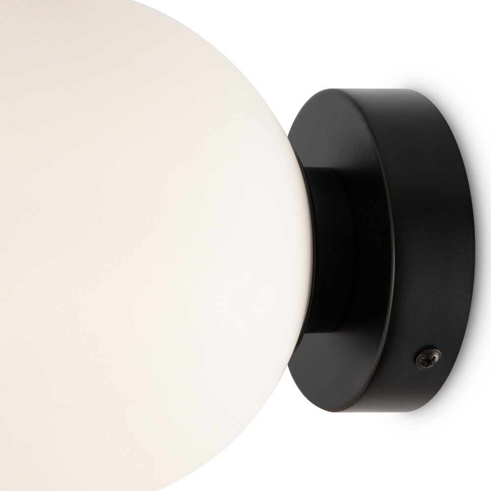 Maytoni Basic Form Black/White Wall Light 1 Bulb 35.5 x 22 cm