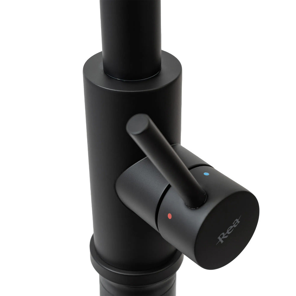 Kitchen faucet with pull-out spray Rea Fresh matte black