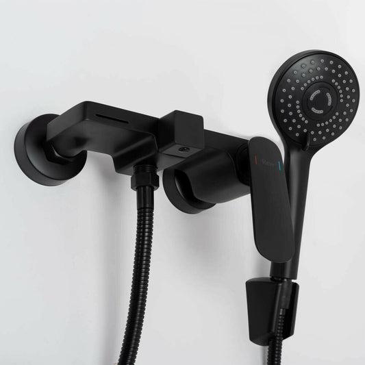 Rea Berg Single-Handle Bathtub - Shower Faucet in Black with Shower Set
