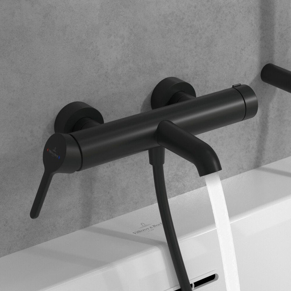 Смесител за вана-душ Villeroy&Boch Skyla с един лост черен мат