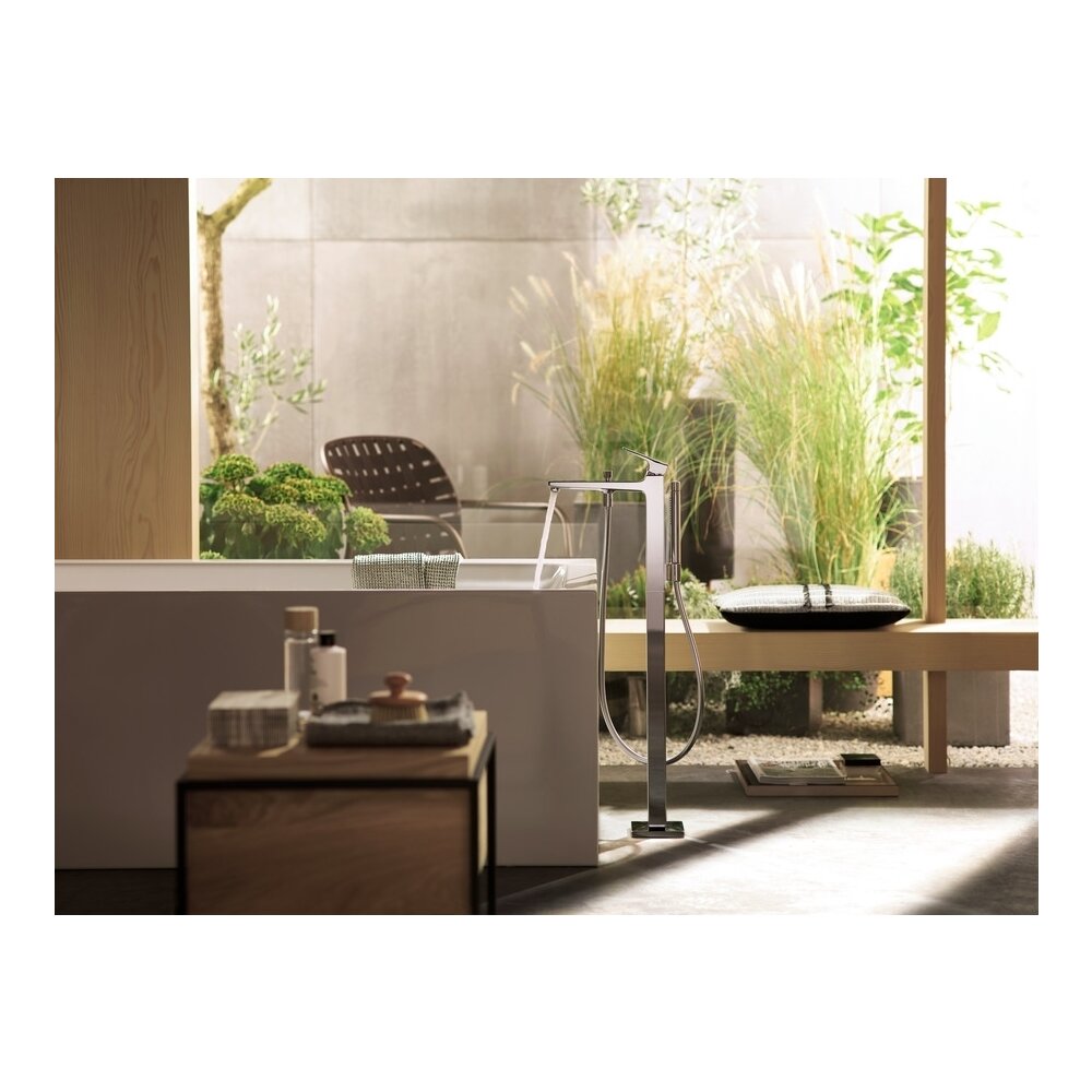 Freestanding Bathtub - Shower Faucet Hansgrohe Metropol with Cut-Out Handle Chrome
