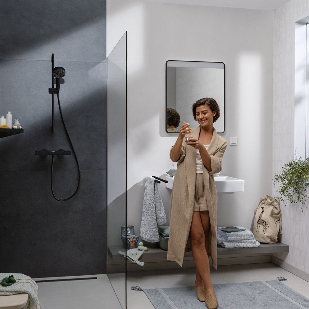 Термостатен душ смесител Hansgrohe Ecostat Fine мат черен