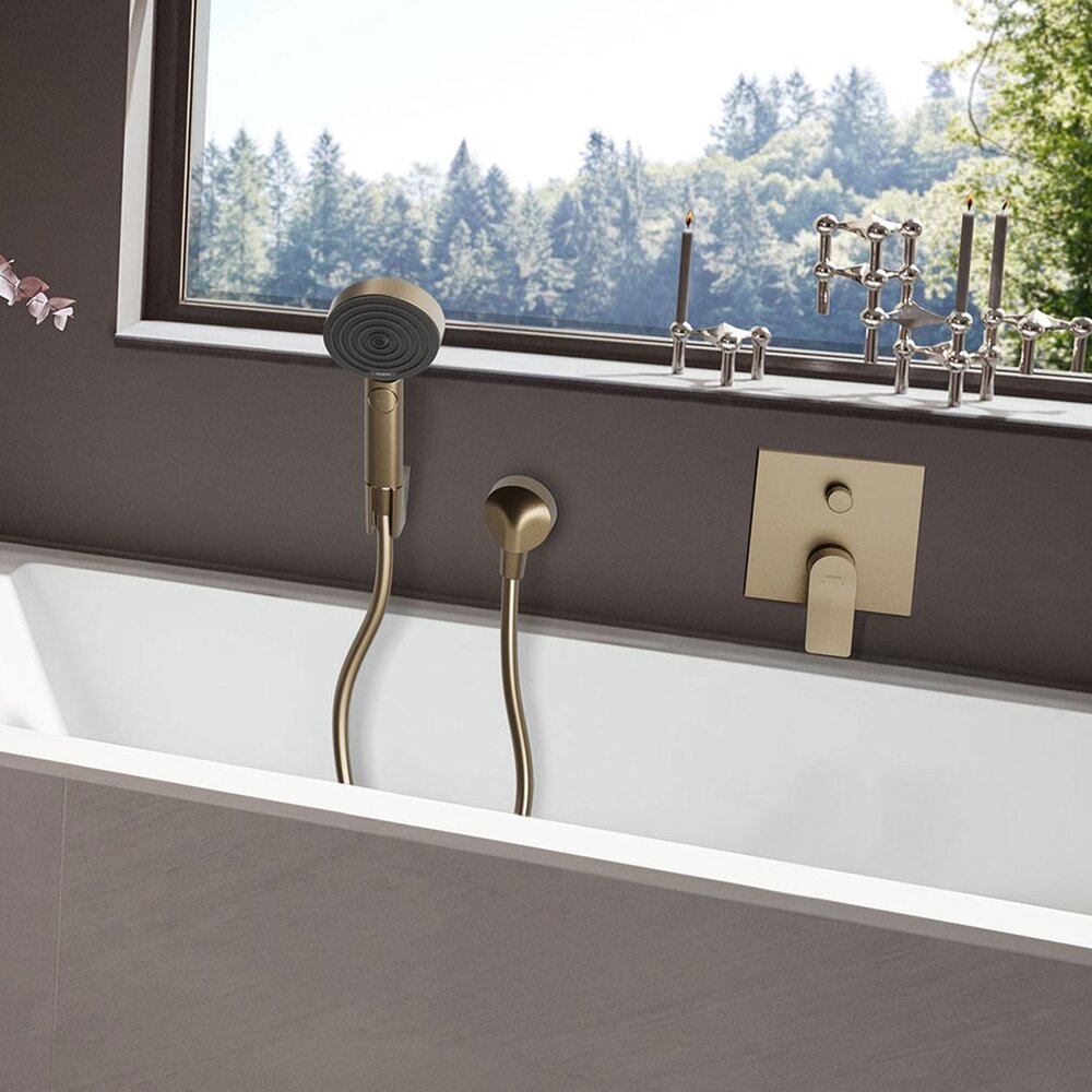 Вградена смесителна батерия за вана-душ Hansgrohe Vivenis с матово бронзово покритие без вградена част