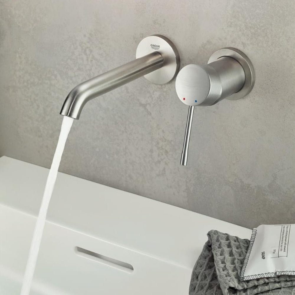 Вградена батерия за умивалник Grohe Essence 18 см хромирана Supersteel без вградена част