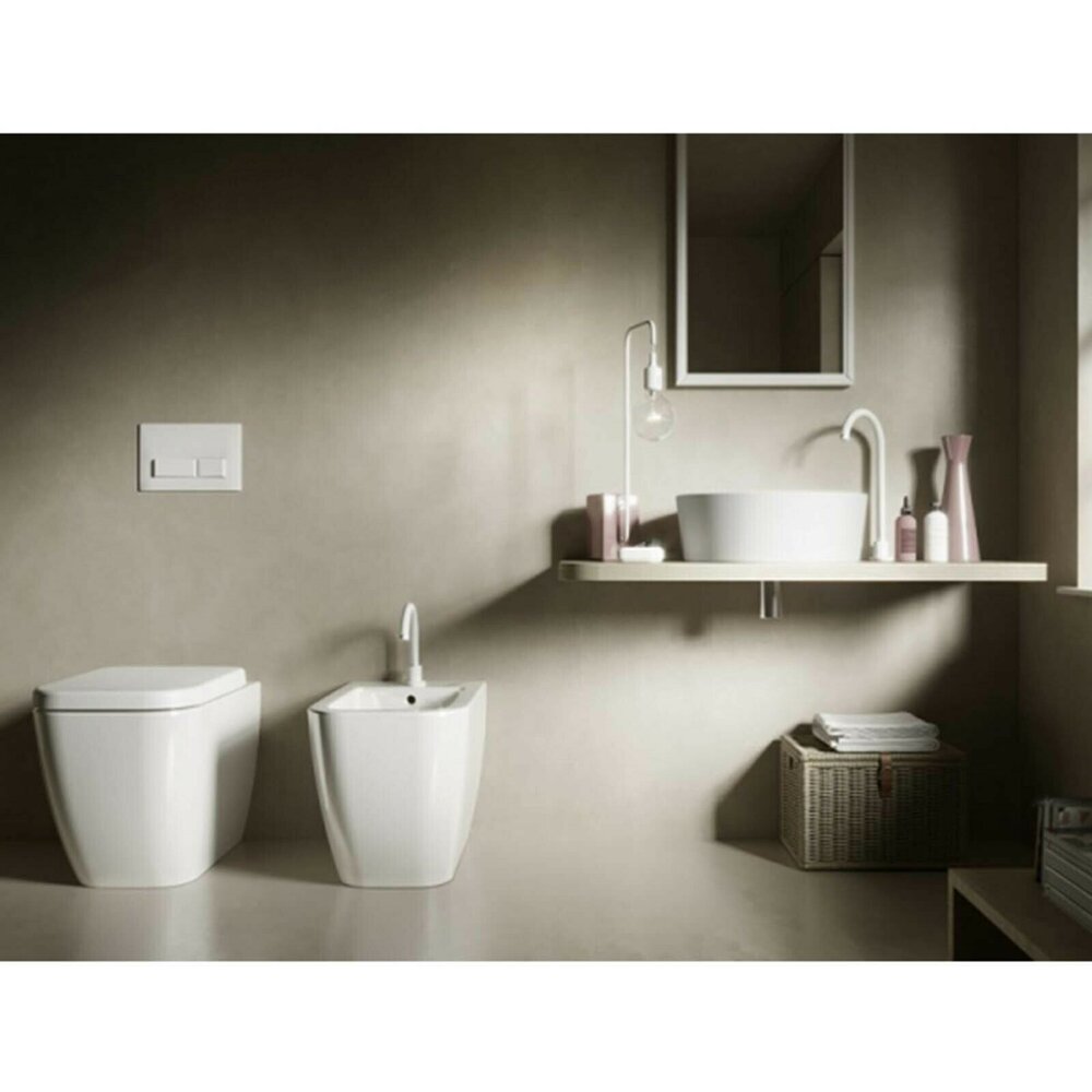Hatria Bianca Back-to-Wall Bidet