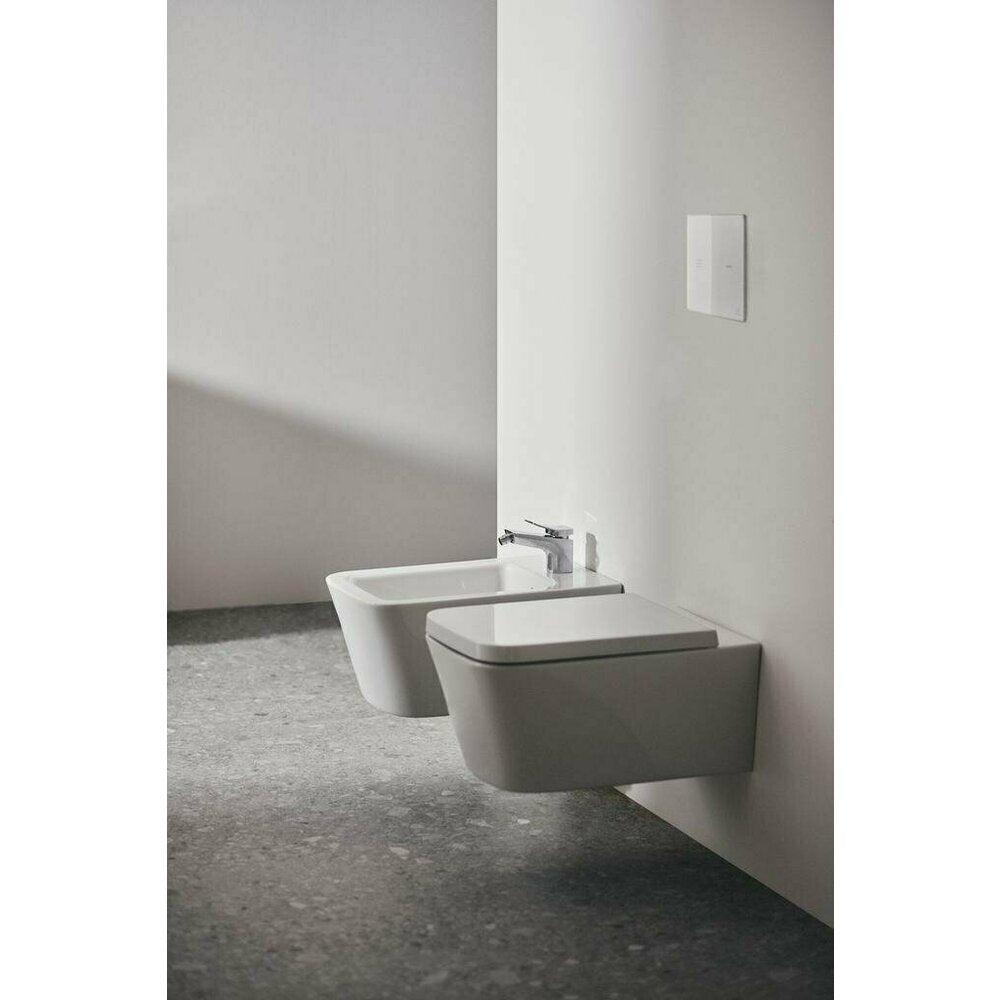 Биде стенен Ideal Standard Atelier Blend Cube бяло гланцово