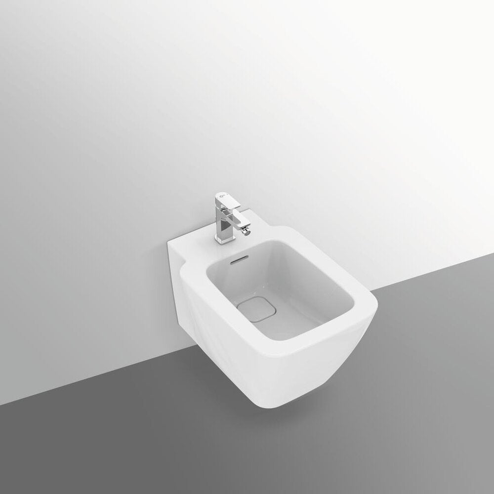 Ideal Standard Strada II Wall-Hung Bidet