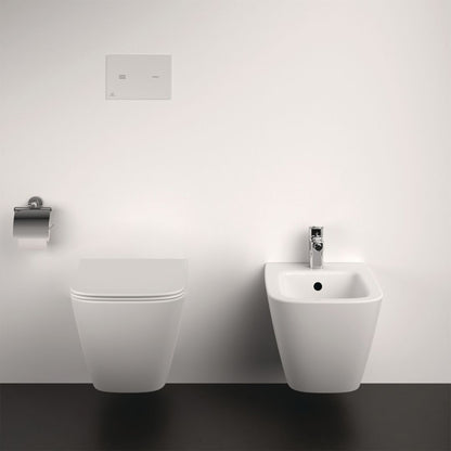 Капак за WC Ideal Standard i.life S slim softclose бял гланц