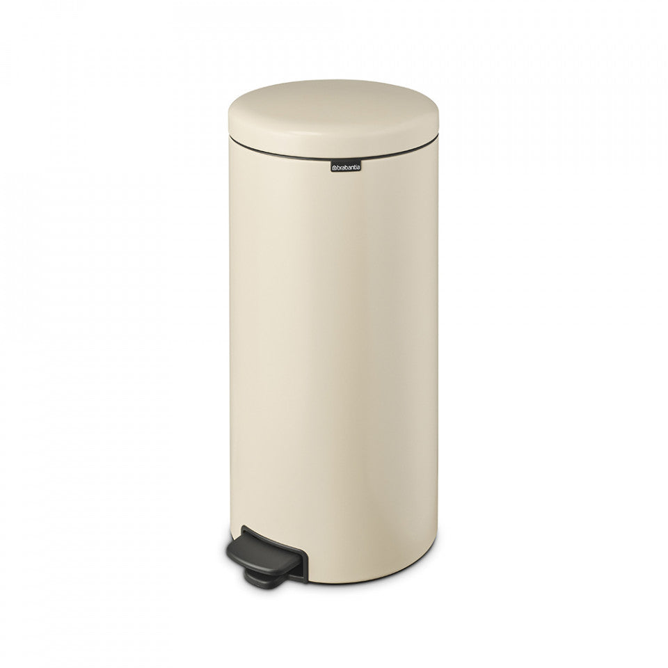 Кош за боклук с педалa Brabantia NewIcon 30L, Soft Beige 1005539