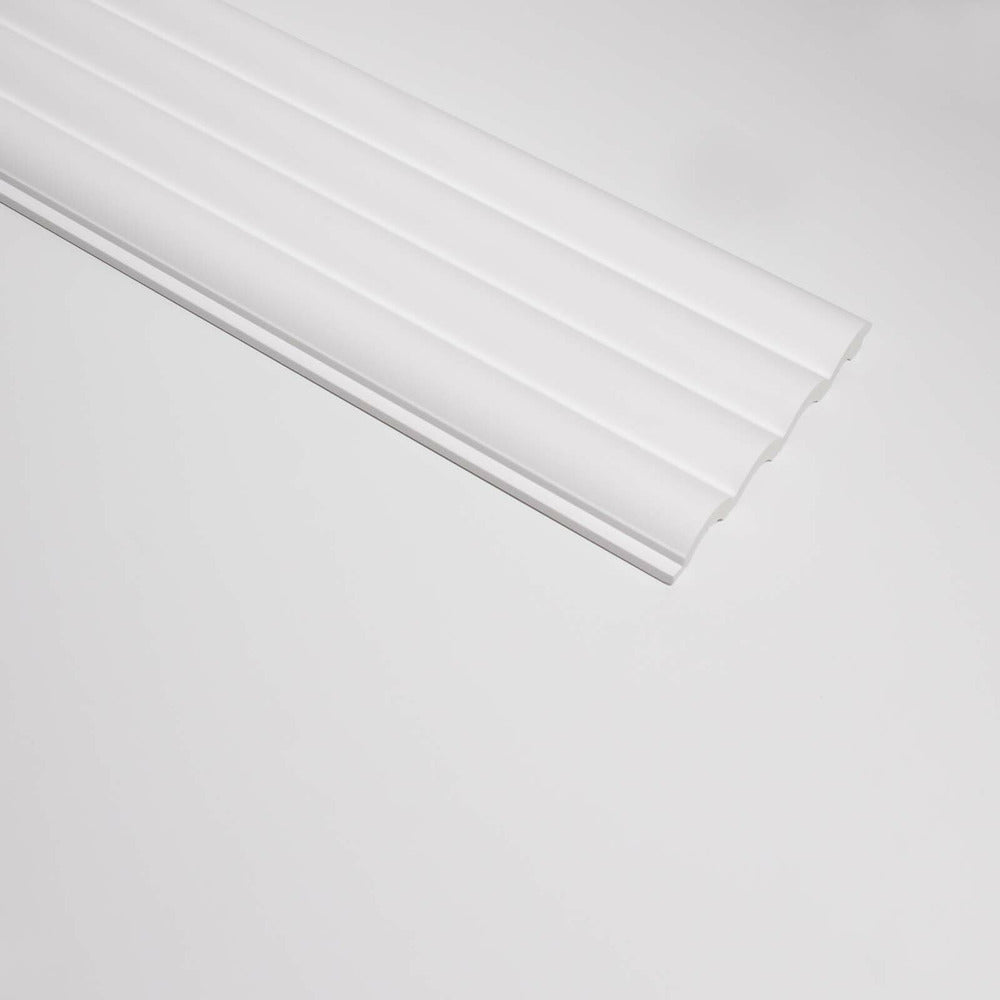 Панел рифлаж Lamelio Luna бял 12.2x270 см