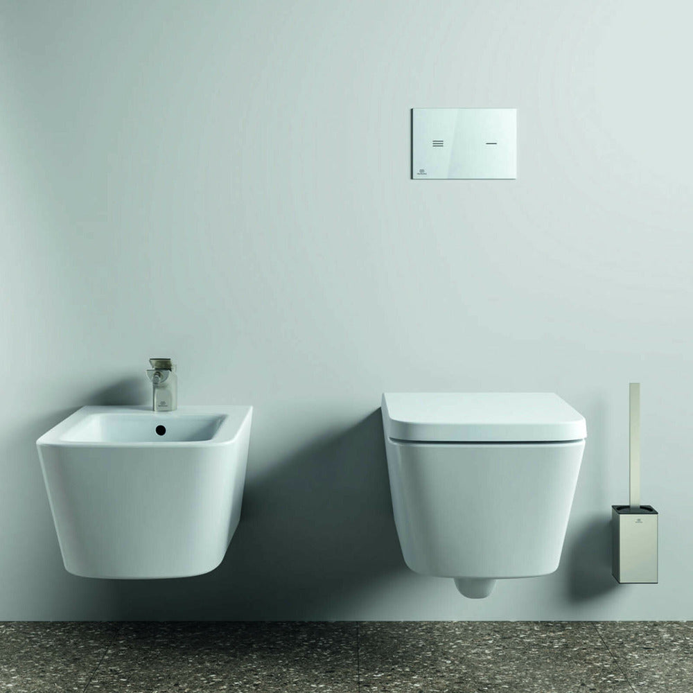 Перка WC Ideal Standard Atelier Conca квадратен дизайн сребристо Silver Storm