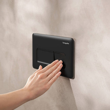 Комплект за тоалетна с вградена рамка Hansgrohe iFrame 112 cm и бутон за управление iFrame Original Q матово черен плюс тоалетна чиния Rune Ivaldi с капак softclose
