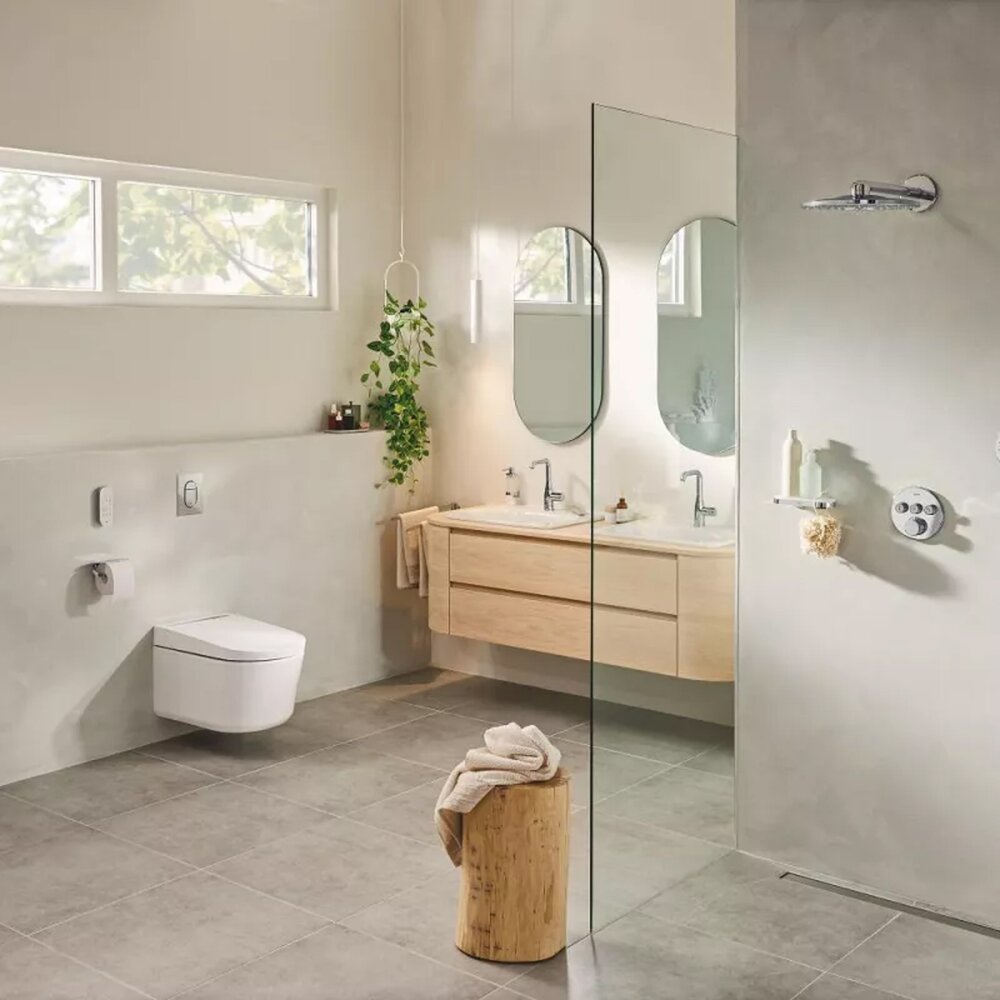 Комплект тоалетна чиния Grohe Sensia Pro Rimless с електрическа биде функция, бял гланц и капак Softclose