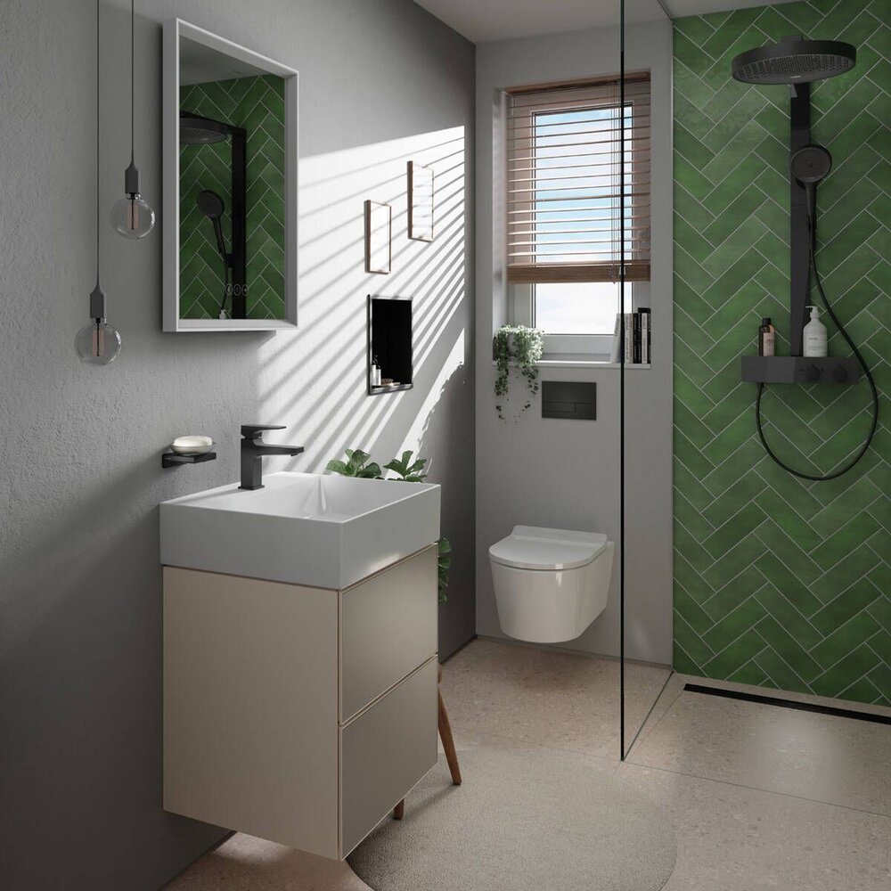 Суспензирана тоалетна чиния Hansgrohe EluPura S Rimless AquaHelix бяла гланц
