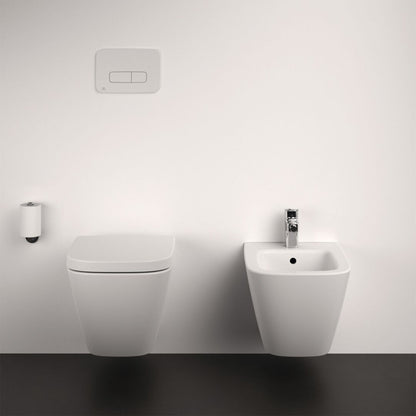 Тоалетна чиния Ideal Standard i.life S rimless бяла гланцирана